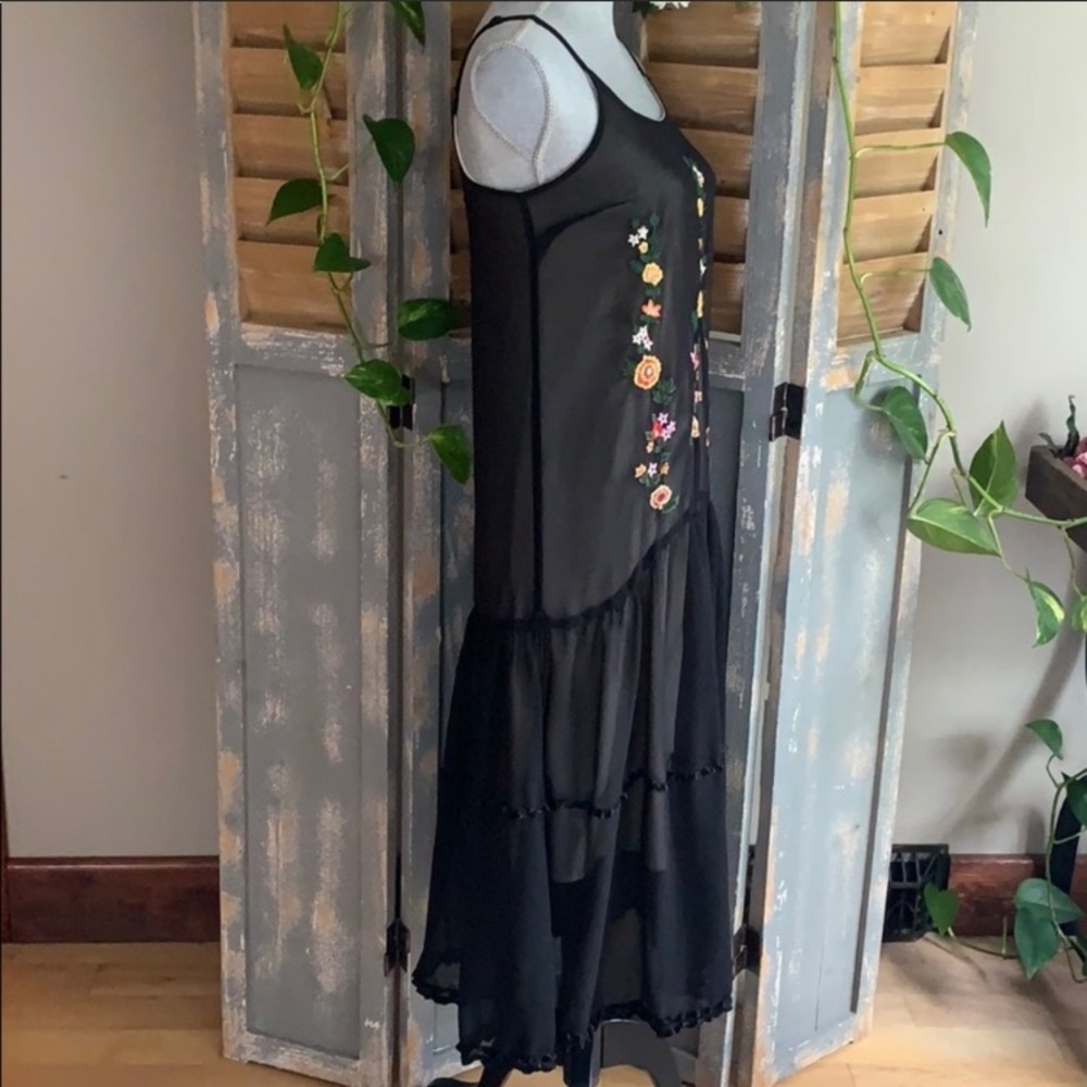 Coromandel Anthropologie Embroidered Crepe Dress🦜 - Picture 3 of 14